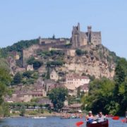Descente en canoë sur la Dordogne en famille : pourquoi pas ?